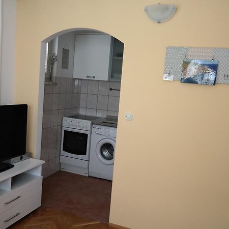 Apartments Nena Подстрана Екстер'єр фото
