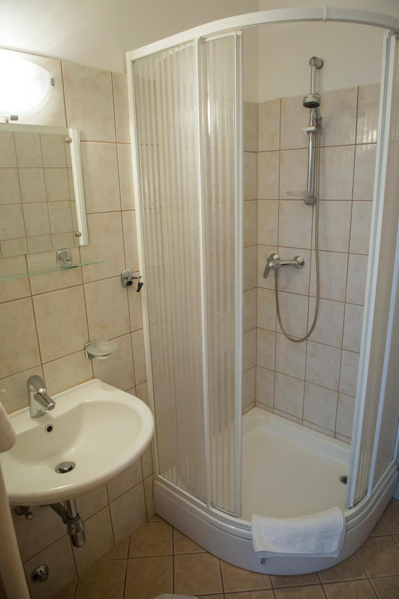 Apartments Nena Подстрана Екстер'єр фото