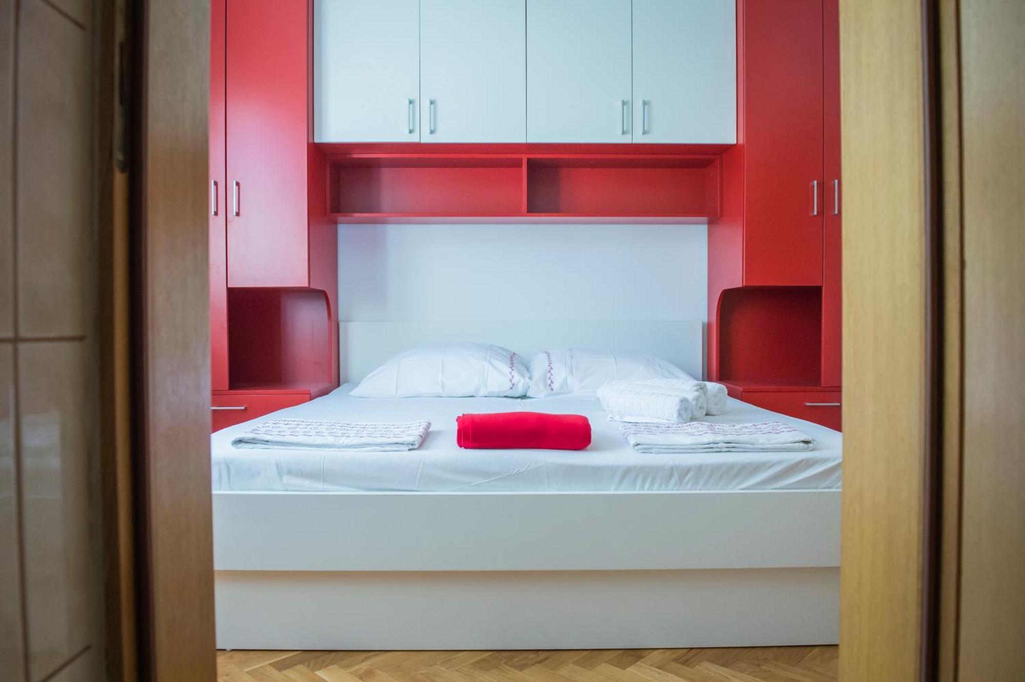 Apartments Nena Подстрана Екстер'єр фото