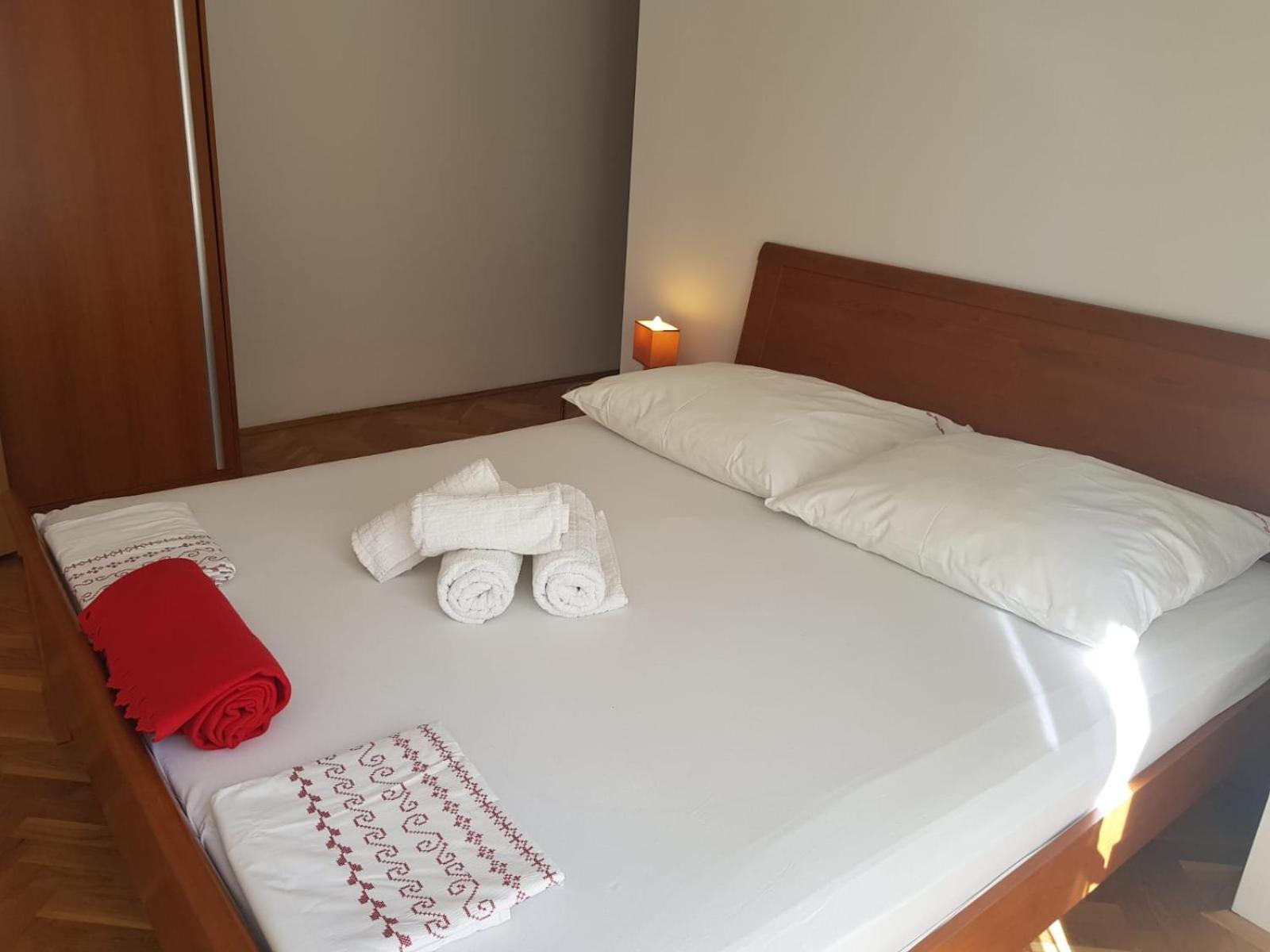 Apartments Nena Подстрана Екстер'єр фото