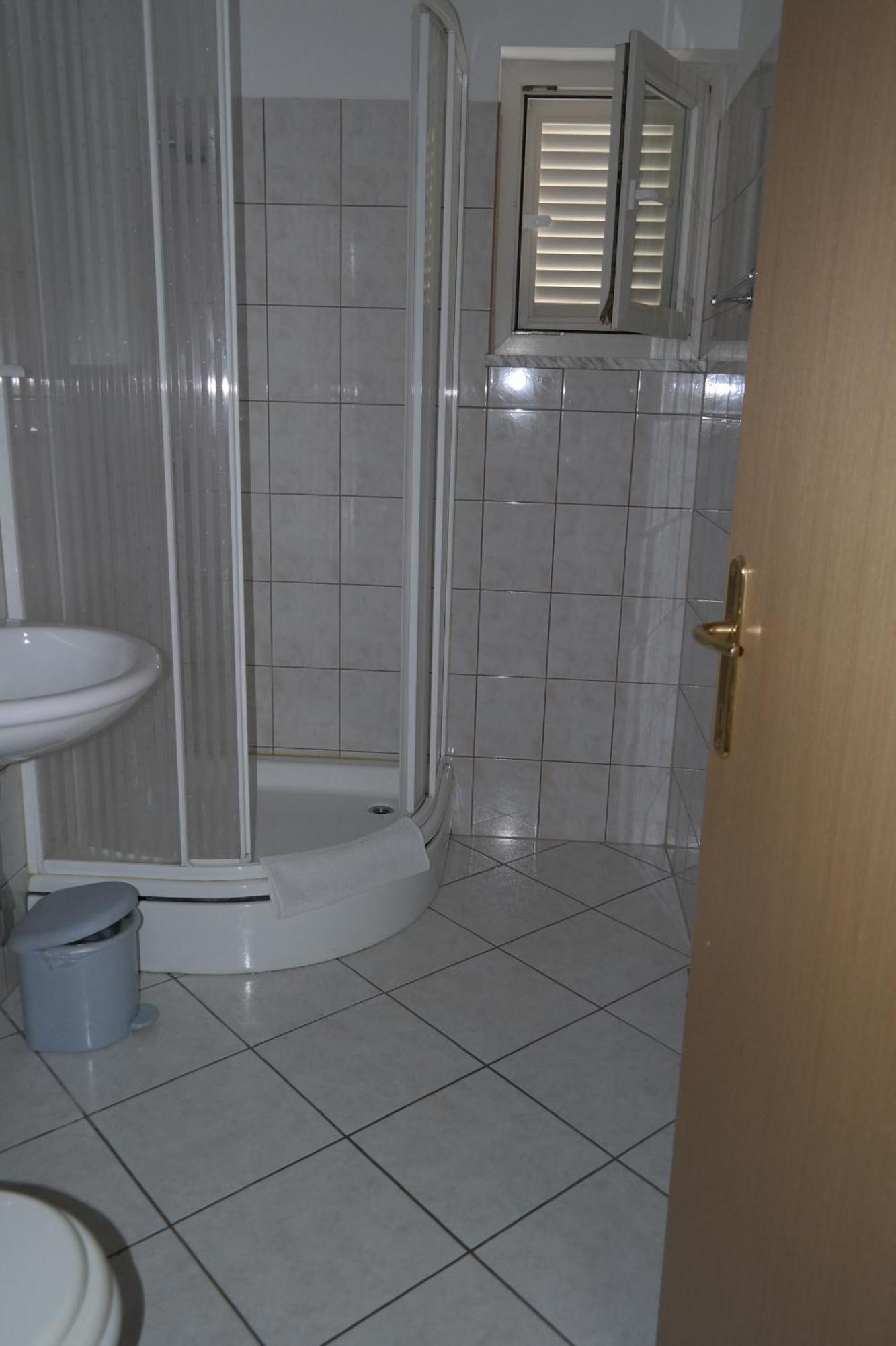 Apartments Nena Подстрана Екстер'єр фото