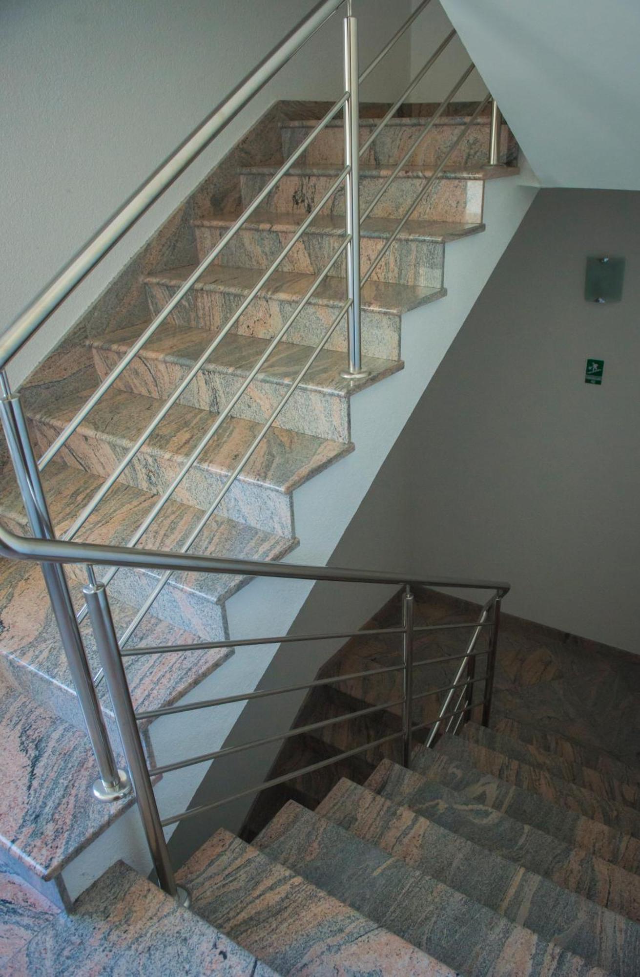 Apartments Nena Подстрана Екстер'єр фото