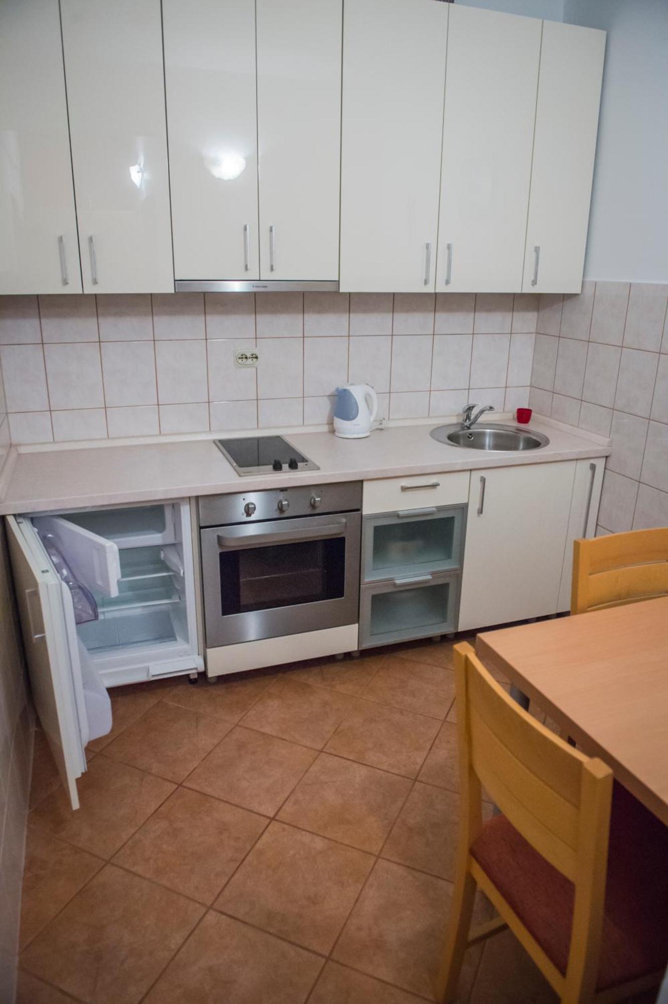 Apartments Nena Подстрана Екстер'єр фото