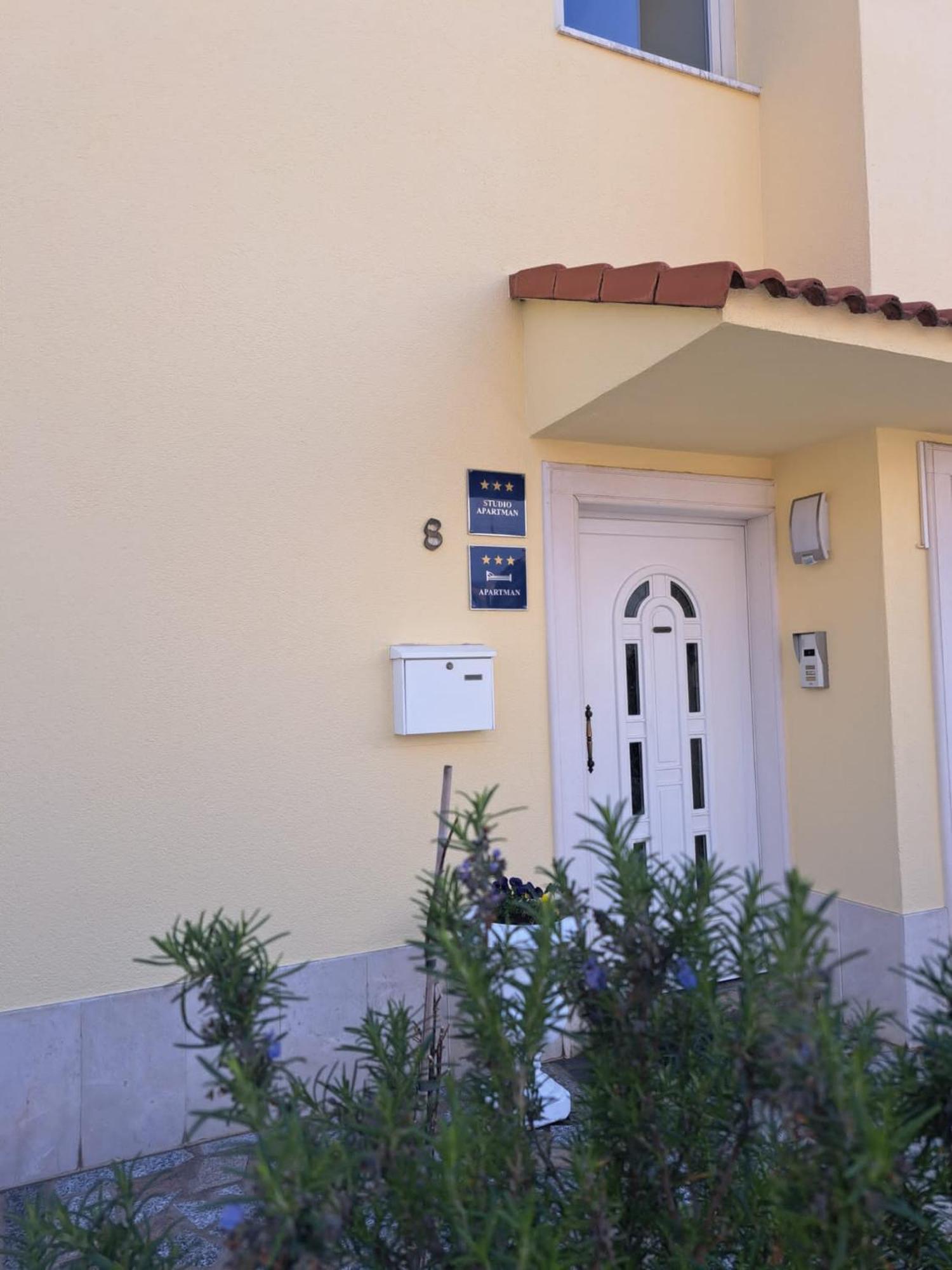 Apartments Nena Подстрана Екстер'єр фото