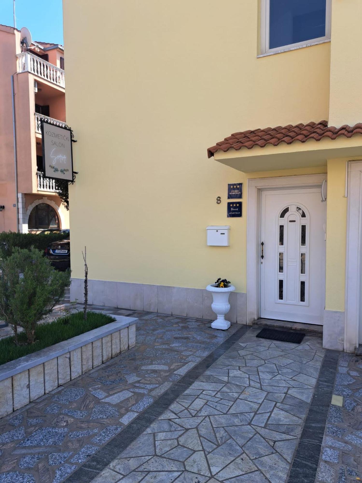 Apartments Nena Подстрана Екстер'єр фото