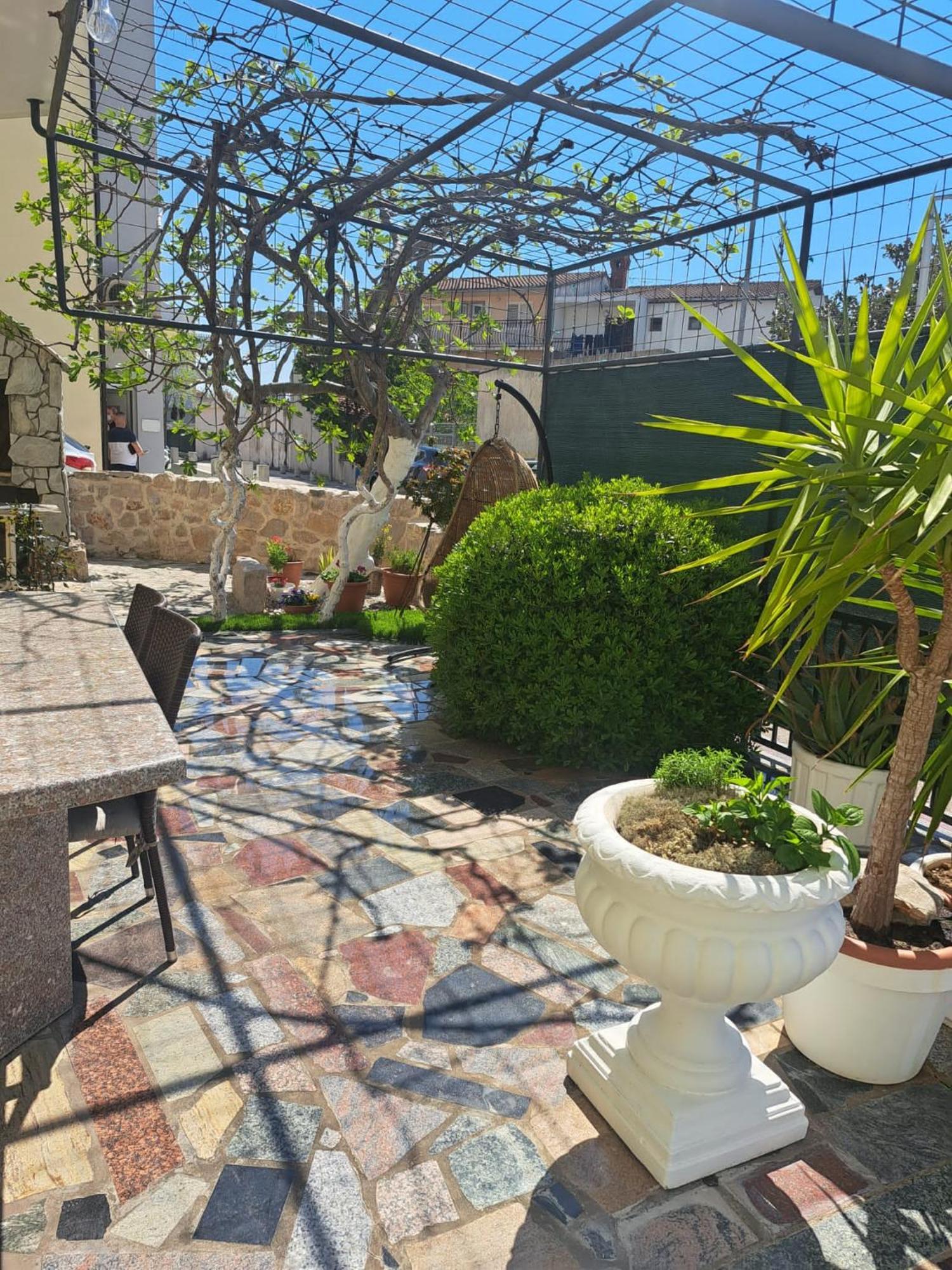 Apartments Nena Подстрана Екстер'єр фото